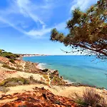 Apartament Luxury In Complex With Ocean And Marina View By Be Cherish